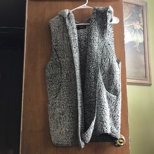 Sherpa Hooded Vest